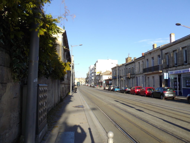 tramway quartier Saint-genes